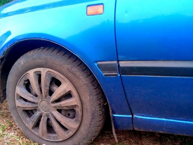 Синий Фольксваген Гольф, объемом двигателя 1.8 л и пробегом 125 тыс. км за 2000 $, фото 4 на Automoto.ua