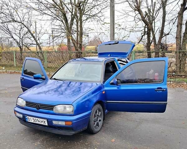 Синий Фольксваген Гольф, объемом двигателя 1.78 л и пробегом 133 тыс. км за 2800 $, фото 15 на Automoto.ua