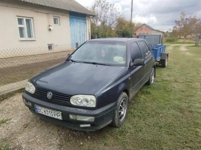 Синий Фольксваген Гольф, объемом двигателя 1.8 л и пробегом 125 тыс. км за 1600 $, фото 4 на Automoto.ua