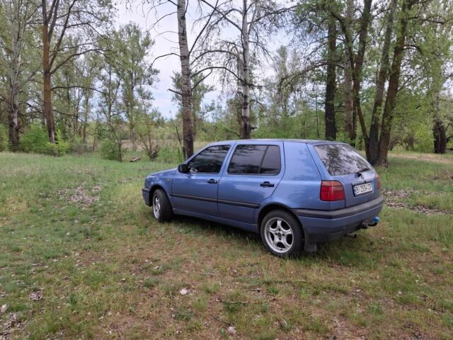 Синій Фольксваген Гольф, об'ємом двигуна 1.6 л та пробігом 250 тис. км за 2400 $, фото 5 на Automoto.ua