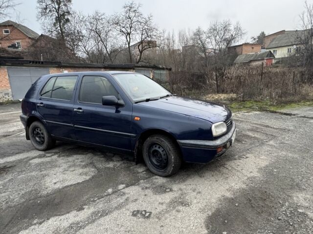 Синий Фольксваген Гольф, объемом двигателя 1.8 л и пробегом 200 тыс. км за 850 $, фото 1 на Automoto.ua