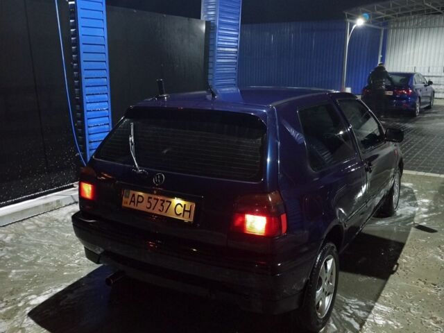 Синий Фольксваген Гольф, объемом двигателя 1.8 л и пробегом 1000 тыс. км за 1650 $, фото 8 на Automoto.ua