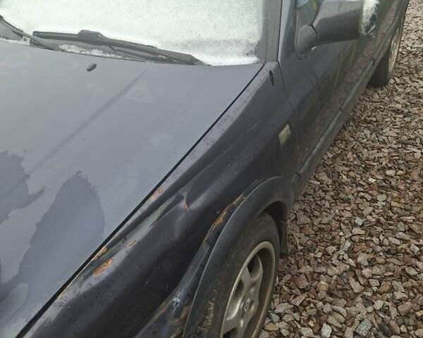 Синий Фольксваген Гольф, объемом двигателя 1.9 л и пробегом 300 тыс. км за 1100 $, фото 6 на Automoto.ua