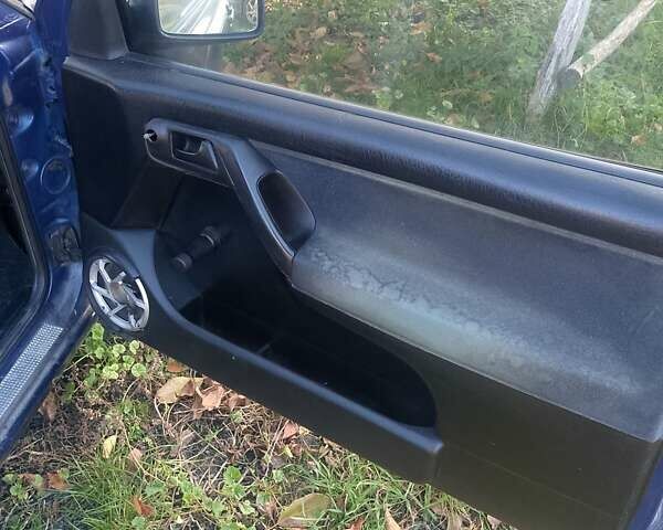 Синій Фольксваген Гольф, об'ємом двигуна 1.39 л та пробігом 359 тис. км за 1200 $, фото 1 на Automoto.ua