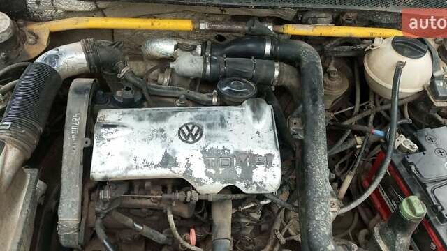 Синий Фольксваген Гольф, объемом двигателя 1.9 л и пробегом 300 тыс. км за 1100 $, фото 13 на Automoto.ua