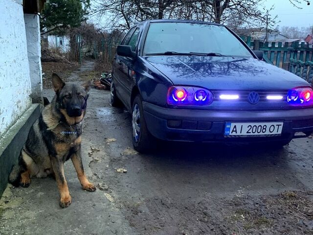 Синий Фольксваген Гольф, объемом двигателя 1.6 л и пробегом 0 тыс. км за 2360 $, фото 3 на Automoto.ua