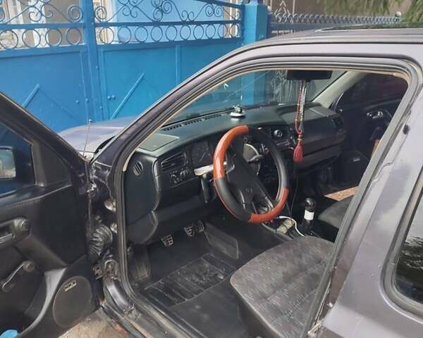 Синій Фольксваген Гольф, об'ємом двигуна 1.9 л та пробігом 500 тис. км за 2500 $, фото 2 на Automoto.ua