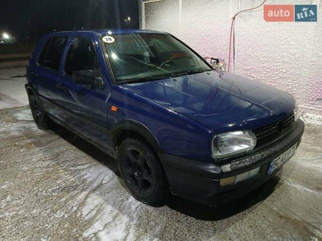 Синій Фольксваген Гольф, об'ємом двигуна 1.39 л та пробігом 280 тис. км за 3000 $, фото 1 на Automoto.ua