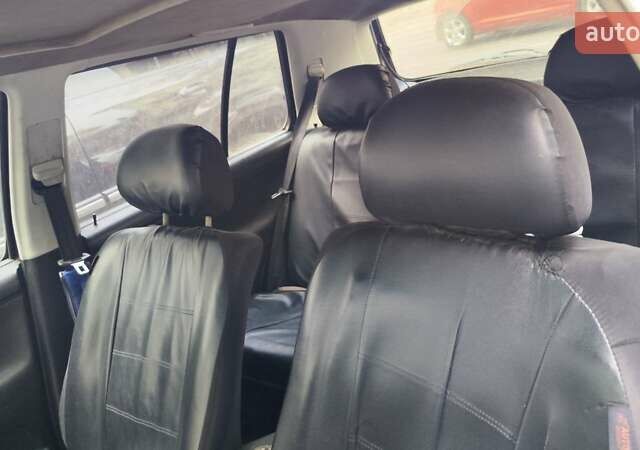 Синий Фольксваген Гольф, объемом двигателя 1.6 л и пробегом 98 тыс. км за 2200 $, фото 6 на Automoto.ua