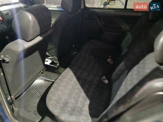 Синій Фольксваген Гольф, об'ємом двигуна 1.39 л та пробігом 280 тис. км за 3000 $, фото 23 на Automoto.ua