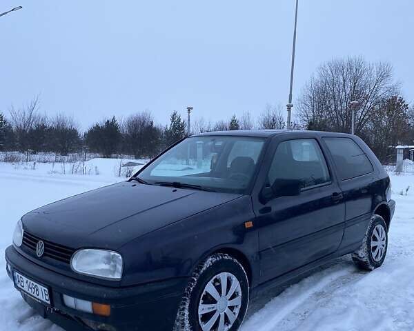 Синій Фольксваген Гольф, об'ємом двигуна 1.6 л та пробігом 190 тис. км за 1599 $, фото 4 на Automoto.ua