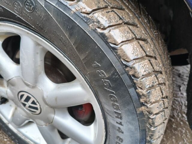 Синий Фольксваген Гольф, объемом двигателя 1.9 л и пробегом 191 тыс. км за 2700 $, фото 7 на Automoto.ua