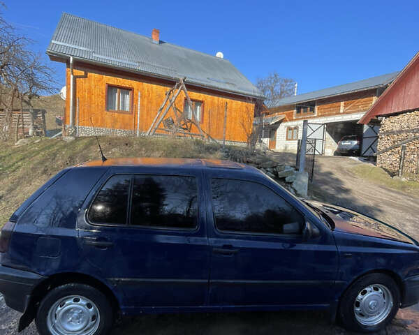 Синий Фольксваген Гольф, объемом двигателя 1.6 л и пробегом 477 тыс. км за 1399 $, фото 16 на Automoto.ua