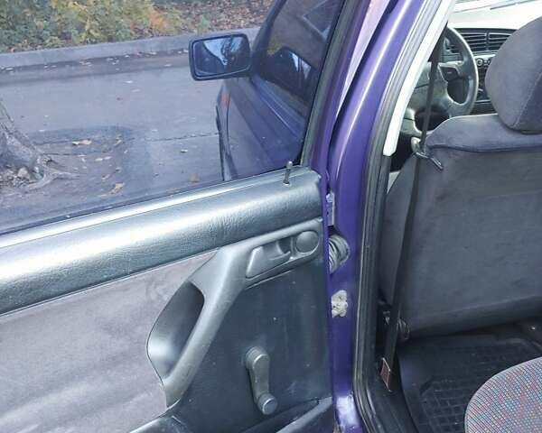 Синий Фольксваген Гольф, объемом двигателя 1.78 л и пробегом 320 тыс. км за 2300 $, фото 21 на Automoto.ua