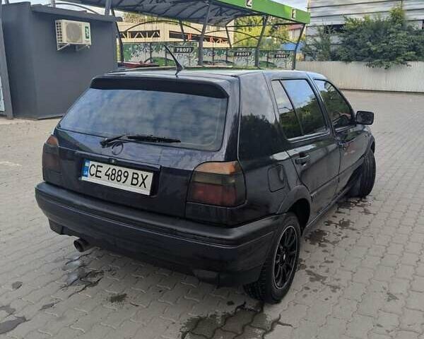 Синий Фольксваген Гольф, объемом двигателя 1.6 л и пробегом 300 тыс. км за 2800 $, фото 5 на Automoto.ua