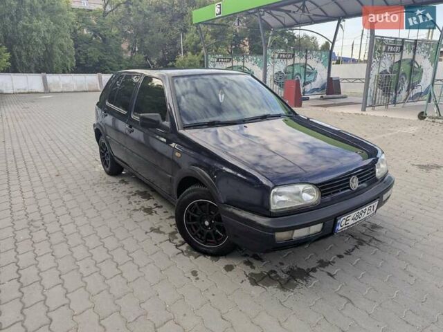 Синий Фольксваген Гольф, объемом двигателя 1.6 л и пробегом 300 тыс. км за 2800 $, фото 8 на Automoto.ua