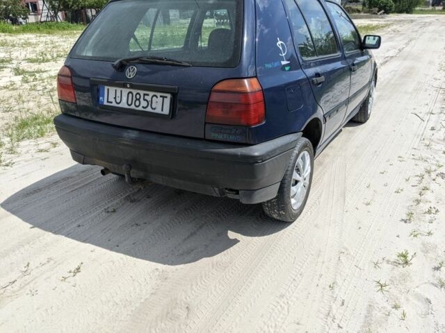 Синій Фольксваген Гольф, об'ємом двигуна 1.6 л та пробігом 250 тис. км за 750 $, фото 1 на Automoto.ua