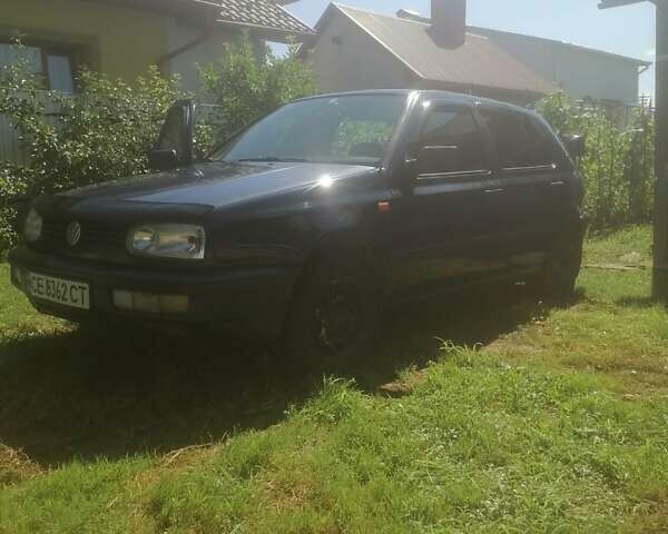 Синий Фольксваген Гольф, объемом двигателя 1.6 л и пробегом 300 тыс. км за 2000 $, фото 7 на Automoto.ua