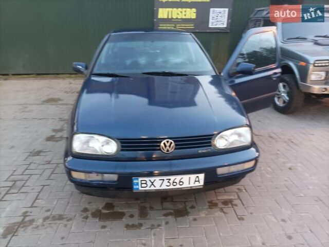 Фольксваген Гольф 1996 в Хмельницком на Automoto.ua Синий Фольксваген Гольф, объемом двигателя 1.8 л и пробегом 360 тыс. км за 2200 $, фото 4 на Automoto.ua
