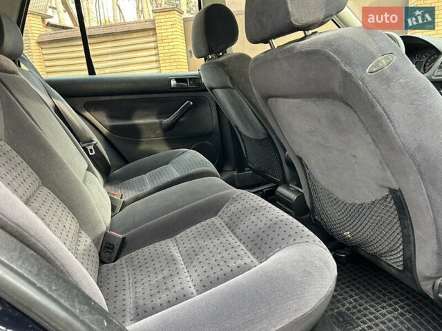 Синій Фольксваген Гольф, об'ємом двигуна 1.39 л та пробігом 218 тис. км за 3650 $, фото 19 на Automoto.ua