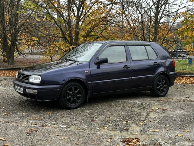 Синий Фольксваген Гольф, объемом двигателя 1.4 л и пробегом 250 тыс. км за 1499 $, фото 1 на Automoto.ua