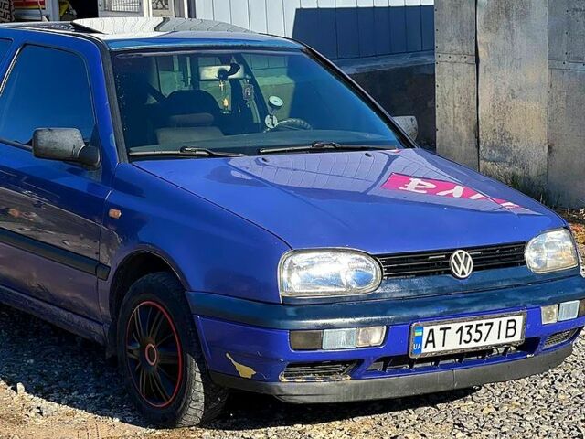 Синий Фольксваген Гольф, объемом двигателя 1.4 л и пробегом 273 тыс. км за 1650 $, фото 3 на Automoto.ua