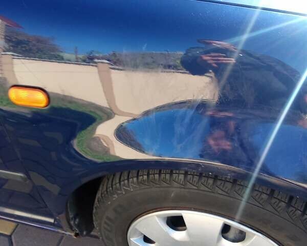 Синий Фольксваген Гольф, объемом двигателя 1.6 л и пробегом 346 тыс. км за 2300 $, фото 1 на Automoto.ua