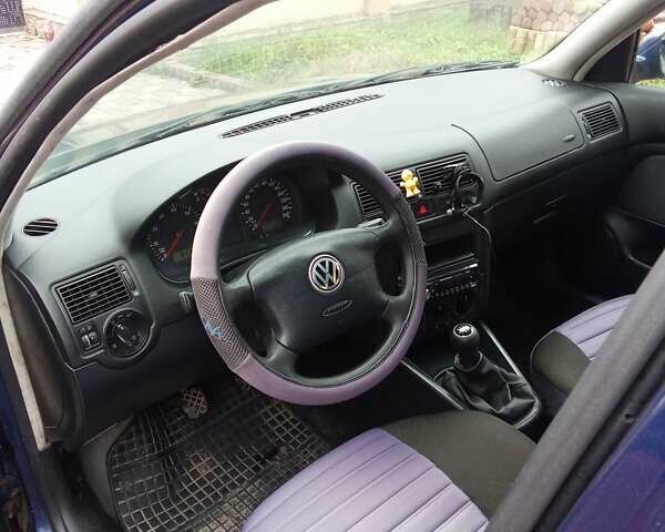 Синий Фольксваген Гольф, объемом двигателя 1.6 л и пробегом 346 тыс. км за 2300 $, фото 16 на Automoto.ua