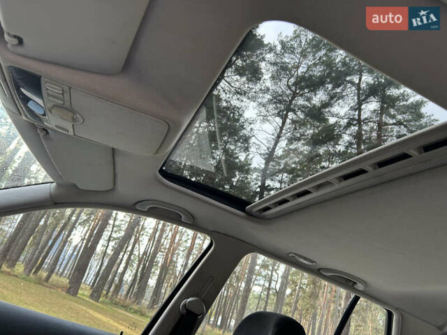 Синій Фольксваген Гольф, об'ємом двигуна 1.39 л та пробігом 218 тис. км за 3650 $, фото 26 на Automoto.ua