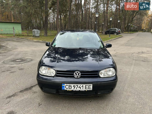 Синій Фольксваген Гольф, об'ємом двигуна 1.39 л та пробігом 218 тис. км за 3650 $, фото 6 на Automoto.ua
