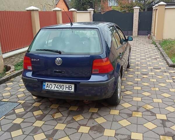 Синий Фольксваген Гольф, объемом двигателя 1.6 л и пробегом 346 тыс. км за 2300 $, фото 39 на Automoto.ua