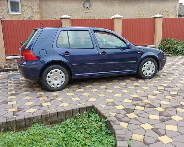 Синий Фольксваген Гольф, объемом двигателя 1.6 л и пробегом 346 тыс. км за 2300 $, фото 36 на Automoto.ua