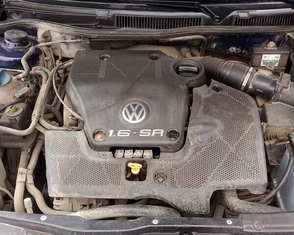 Синий Фольксваген Гольф, объемом двигателя 1.6 л и пробегом 346 тыс. км за 2300 $, фото 31 на Automoto.ua