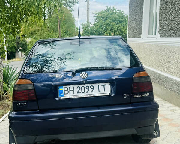 Синий Фольксваген Гольф, объемом двигателя 1.78 л и пробегом 60 тыс. км за 4000 $, фото 5 на Automoto.ua