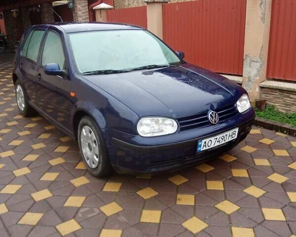 Синий Фольксваген Гольф, объемом двигателя 1.6 л и пробегом 346 тыс. км за 2300 $, фото 35 на Automoto.ua