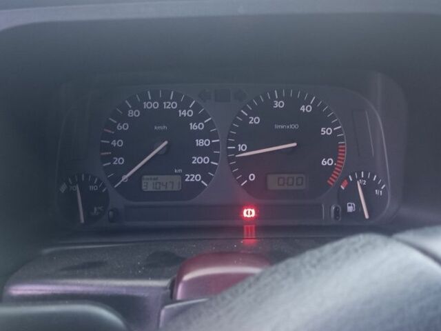 Синій Фольксваген Гольф, об'ємом двигуна 1.4 л та пробігом 315 тис. км за 3199 $, фото 8 на Automoto.ua