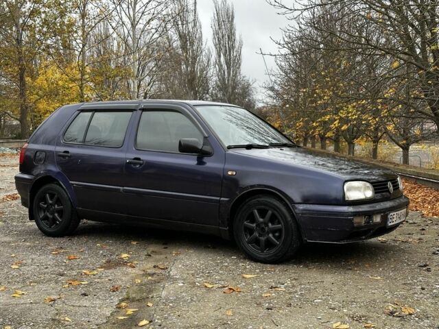 Синий Фольксваген Гольф, объемом двигателя 1.4 л и пробегом 250 тыс. км за 1499 $, фото 6 на Automoto.ua