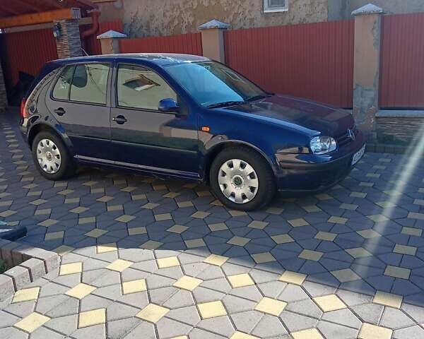 Синий Фольксваген Гольф, объемом двигателя 1.6 л и пробегом 346 тыс. км за 2300 $, фото 7 на Automoto.ua