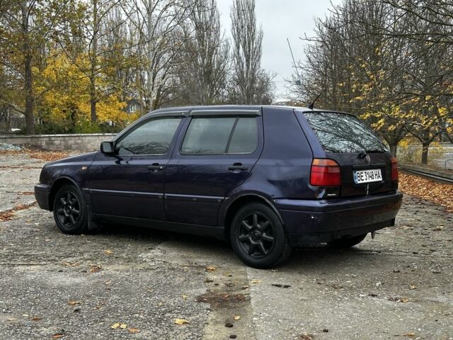 Синий Фольксваген Гольф, объемом двигателя 1.4 л и пробегом 250 тыс. км за 1499 $, фото 2 на Automoto.ua