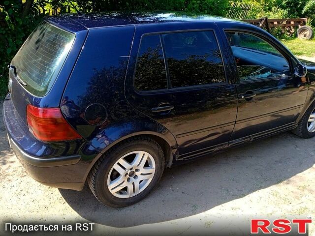 Синий Фольксваген Гольф, объемом двигателя 1.6 л и пробегом 291 тыс. км за 3600 $, фото 9 на Automoto.ua