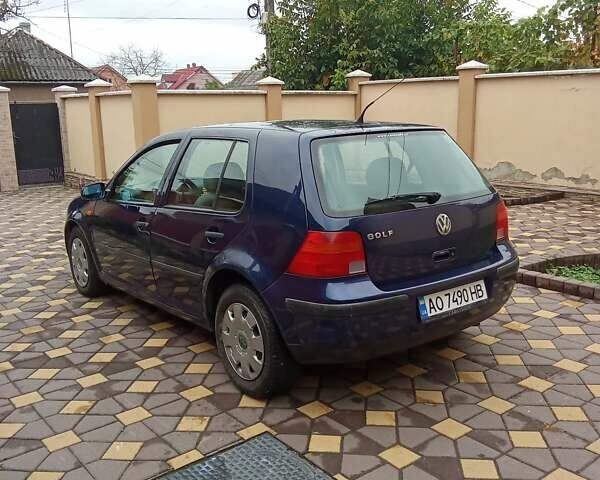 Синий Фольксваген Гольф, объемом двигателя 1.6 л и пробегом 346 тыс. км за 2300 $, фото 26 на Automoto.ua