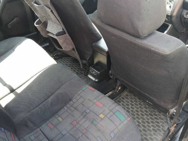 Синій Фольксваген Гольф, об'ємом двигуна 1.6 л та пробігом 1 тис. км за 2200 $, фото 5 на Automoto.ua