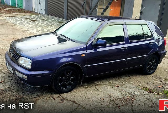 Синий Фольксваген Гольф, объемом двигателя 1.4 л и пробегом 250 тыс. км за 1799 $, фото 10 на Automoto.ua