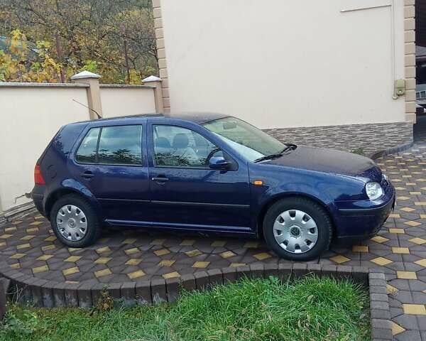 Синий Фольксваген Гольф, объемом двигателя 1.6 л и пробегом 346 тыс. км за 2300 $, фото 9 на Automoto.ua