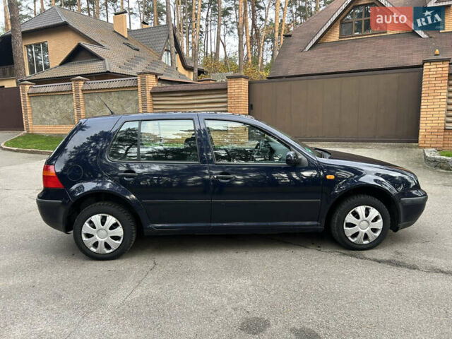 Синій Фольксваген Гольф, об'ємом двигуна 1.39 л та пробігом 218 тис. км за 3650 $, фото 7 на Automoto.ua