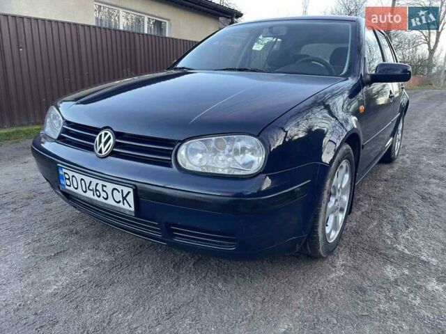 Синий Фольксваген Гольф, объемом двигателя 1.6 л и пробегом 267 тыс. км за 3450 $, фото 1 на Automoto.ua