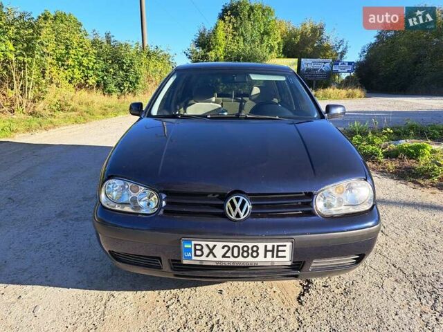 Синий Фольксваген Гольф, объемом двигателя 1.6 л и пробегом 500 тыс. км за 4000 $, фото 2 на Automoto.ua