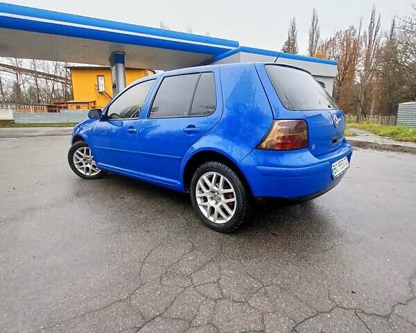 Синий Фольксваген Гольф, объемом двигателя 1.6 л и пробегом 340 тыс. км за 3300 $, фото 2 на Automoto.ua