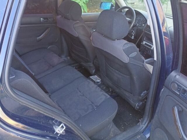 Синий Фольксваген Гольф, объемом двигателя 0 л и пробегом 400 тыс. км за 1500 $, фото 5 на Automoto.ua