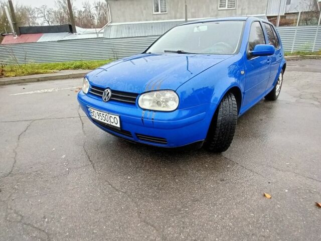 Синий Фольксваген Гольф, объемом двигателя 1.6 л и пробегом 340 тыс. км за 3350 $, фото 4 на Automoto.ua